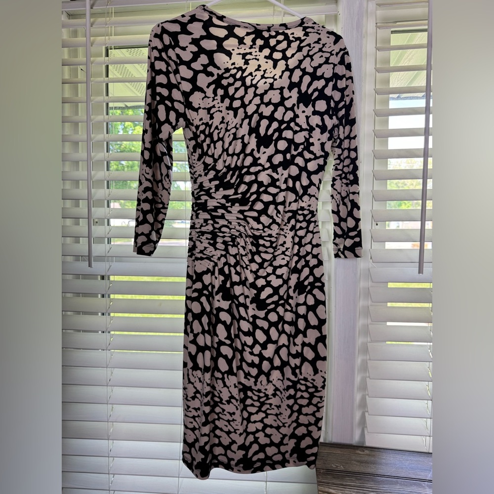 Calvin Klein Black and Cream Long Sleeve Dress Size 4 - Picture 13 of 14